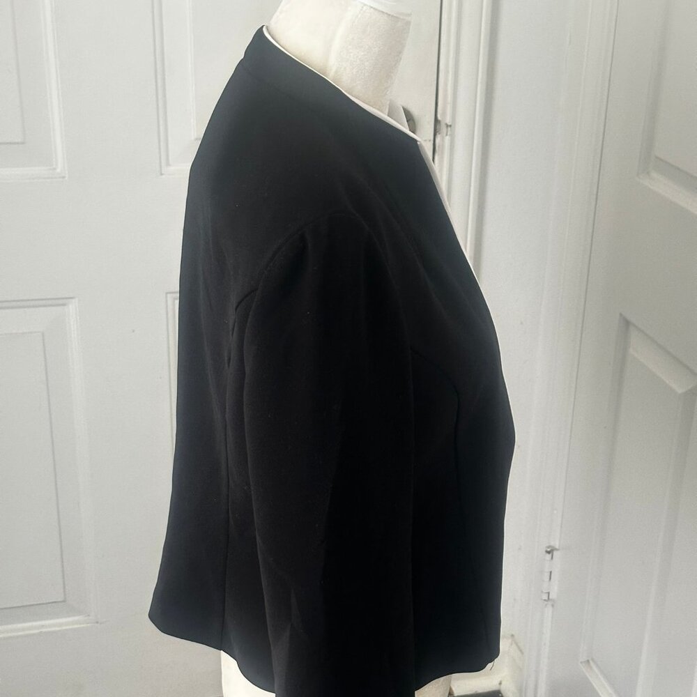 VTG 90s Jessica Howard Cropped Blazer – Black w/ White Contrast Piping, USA Sz 8 - Picture 11 of 14